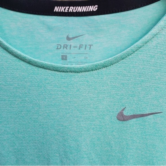 Mint Nike Running Dri-Fit T-shirt - Picture 16 of 16